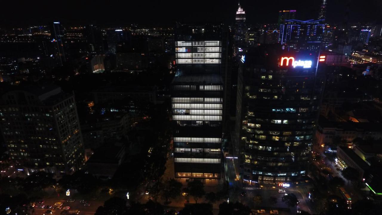 Reddoorz Near Etown 4 Hotel Ho Chi Minh City Bagian luar foto