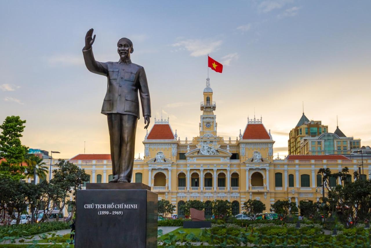 Reddoorz Near Etown 4 Hotel Ho Chi Minh City Bagian luar foto