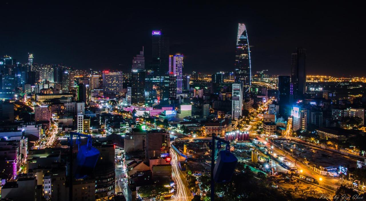 Reddoorz Near Etown 4 Hotel Ho Chi Minh City Bagian luar foto